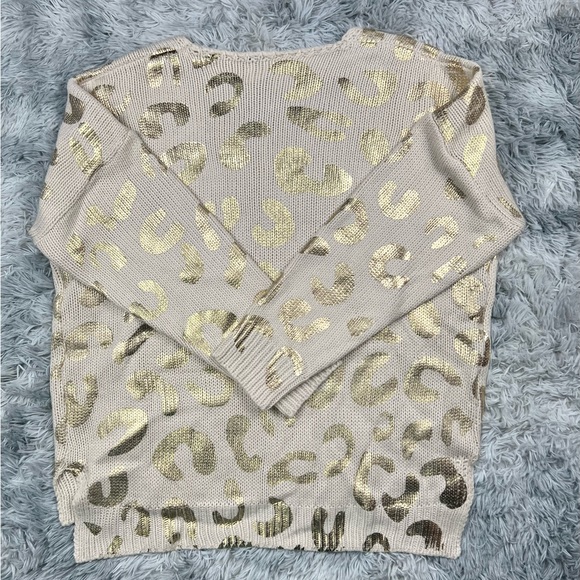 NWT Amoli Gold Leopard Printed V Neck Long Sleeve Tunic Knit Sweater - Picture 4 of 7